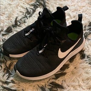 Women’s Nike Free TR Size 8